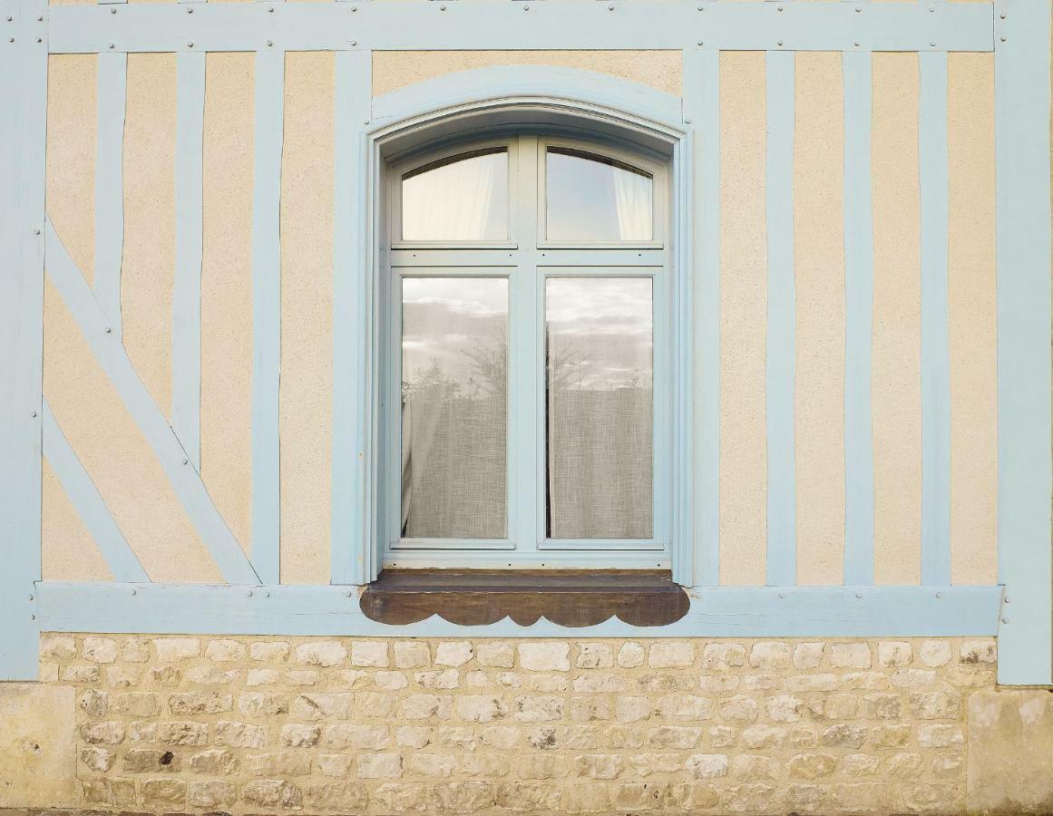 La Porte Bleue Trouville-sur-Mer Exterior photo