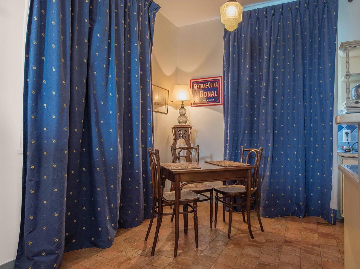 La Porte Bleue Trouville-sur-Mer Exterior photo